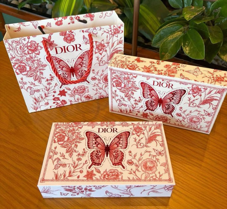 پک ۵ عددی بالم لب دیور Dior (هدیه لاکچری)